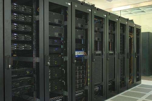 服务器数据中心等设备工作中噪音大的原因及解决方法